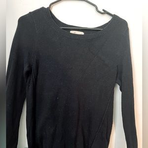 Black Hollister sweater